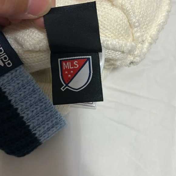 Adidas Hat - Picture 6 of 6